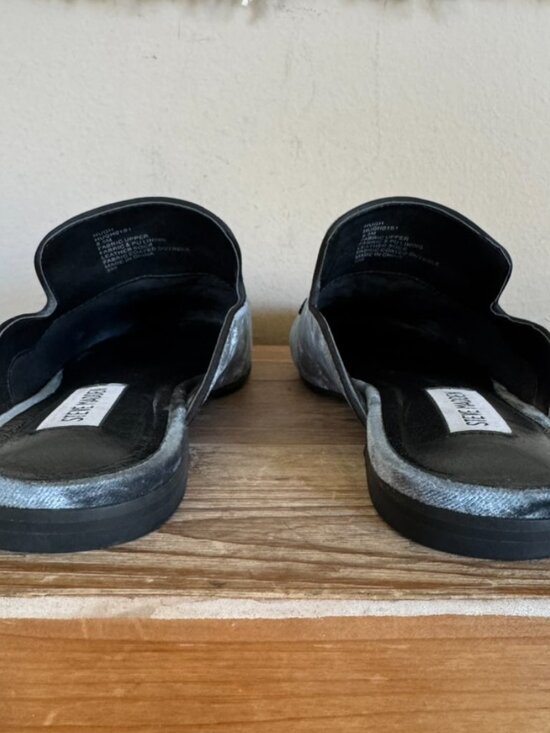 Steve Madden Hyde Blue Velvet Beaded Snake Slip on Flat Loafer Mules Size 8.5 - Picture 11 of 14